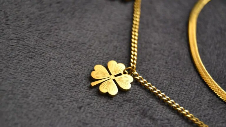 How to Choose the Best Gold Jewelry Manufacturer for Your Business